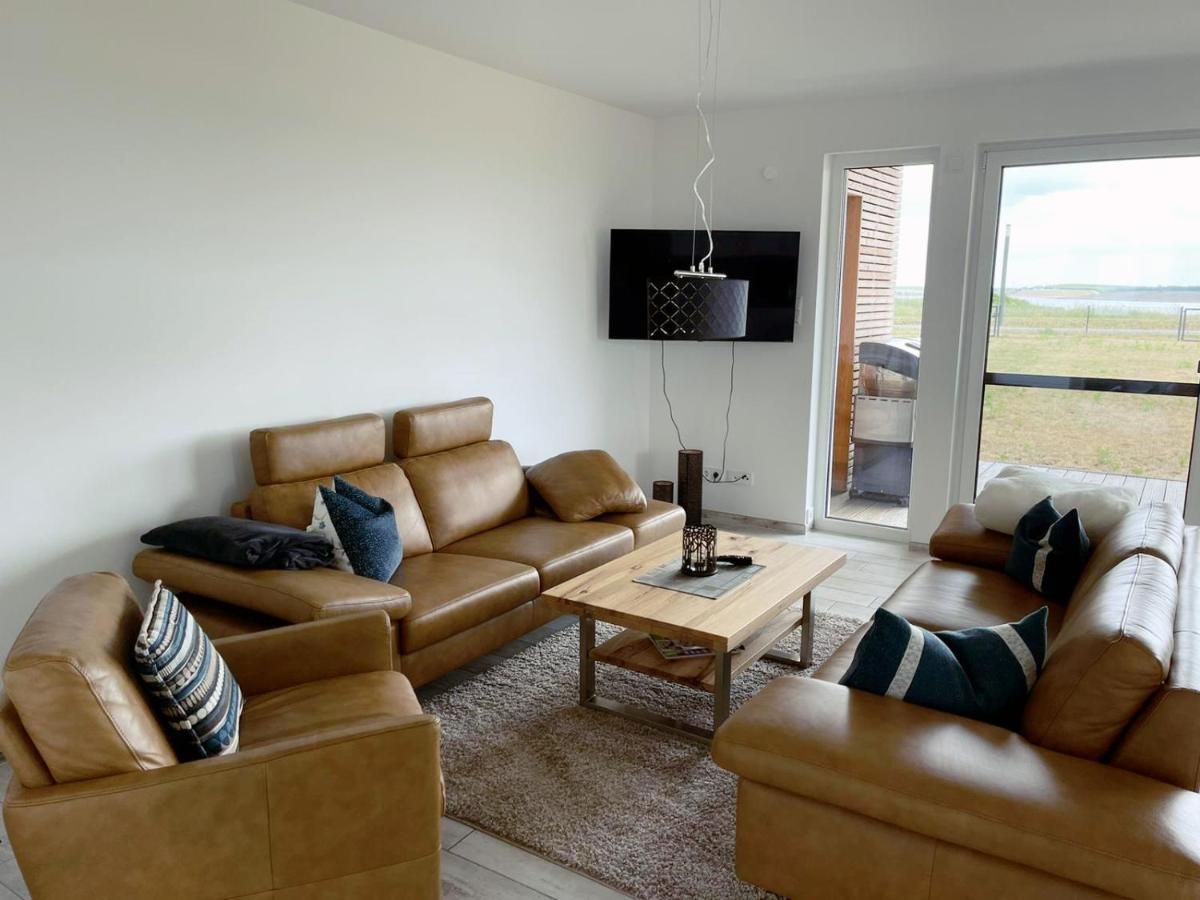 Exklusives Apartment Mit Blick Auf Den See Grossraeschen Exterior photo